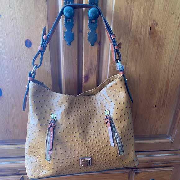 NWOT Dooney & Bourke Ostrich Camel Bag - Picture 10 of 11